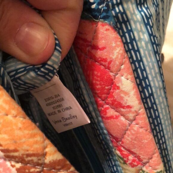 Vera Bradley Superbloom Print Floral Quilted Small Crossbody Bag Purse - Picture 10 of 13